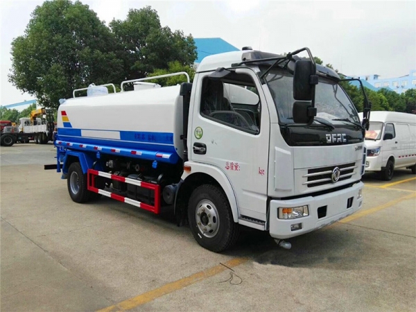 龙岗东风洒水车
