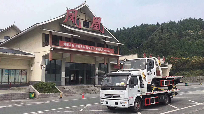 清障车