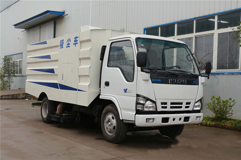 五十铃吸尘车